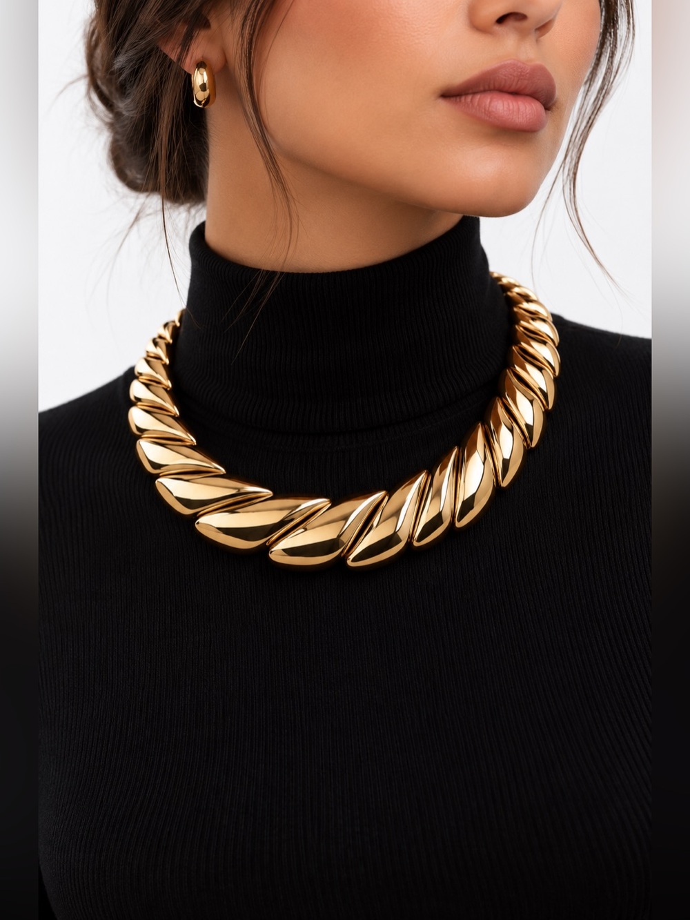 Zara NWT Gold Statement Collar Necklace - Chunky Sculptural Link Choker